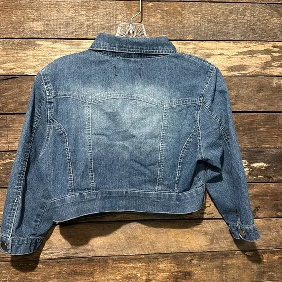 💰BOGO FREE New Look Crop Jean Jacket Kids L Ladies’ XS - Picture 5 of 7